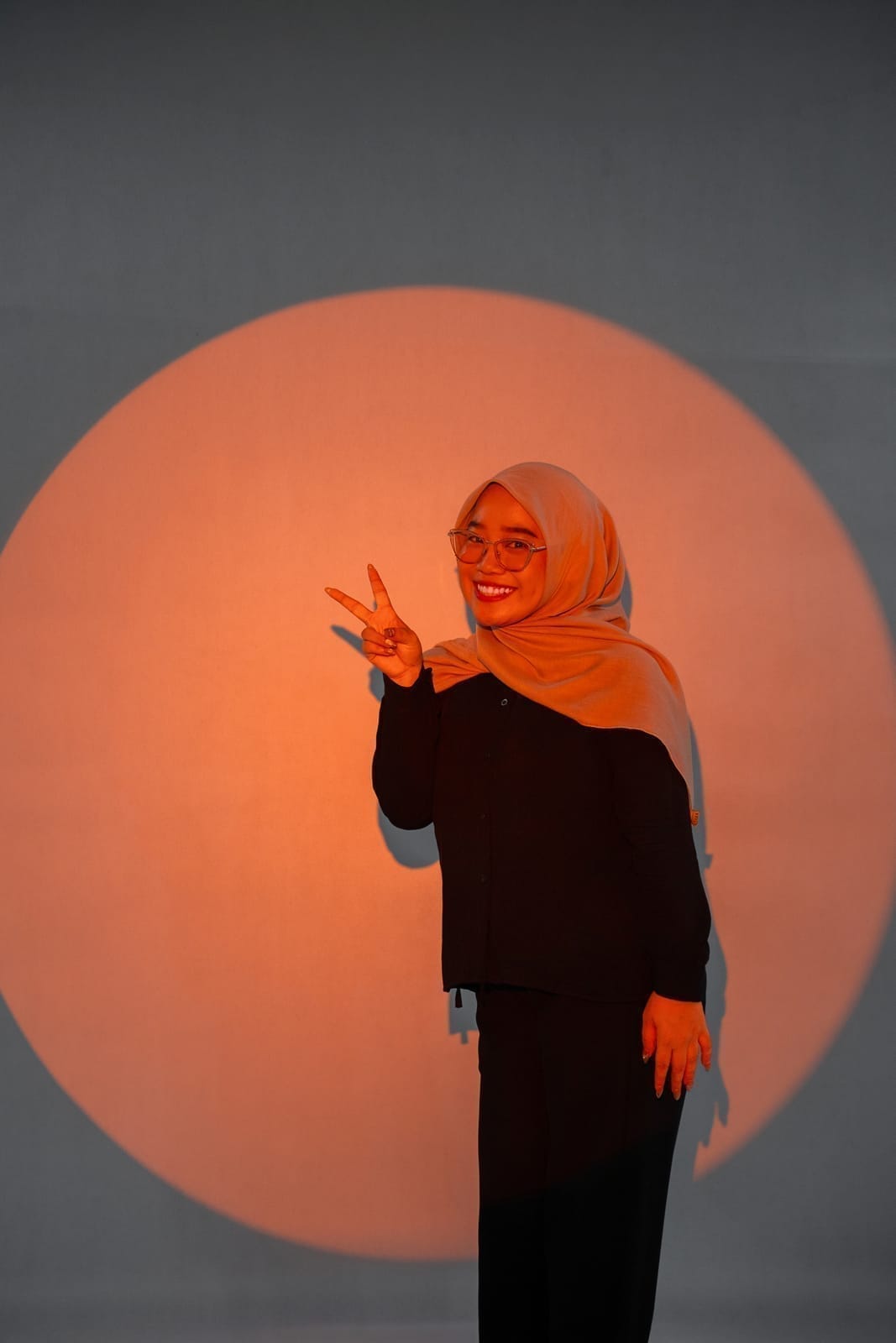 Konten media sosial gaya studio